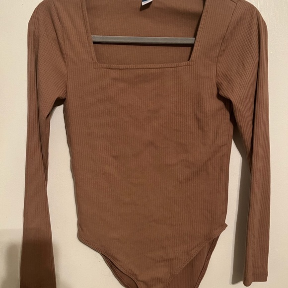 Long-Sleeve Rib-Knit Bodysuit - Picture 2 of 3